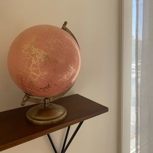 Globe